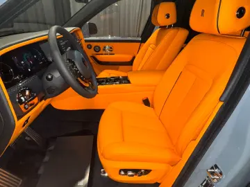 Rolls-Royce Cullinan Black Badge - MY2026