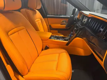 Rolls-Royce Cullinan Black Badge - MY2026