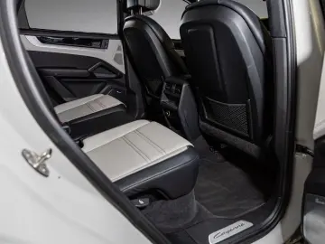 PORSCHE Cayenne Coupe Burmester InnoDrive HA-Lenkung