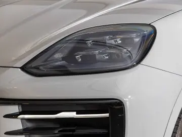 PORSCHE Cayenne Coupe Burmester InnoDrive HA-Lenkung