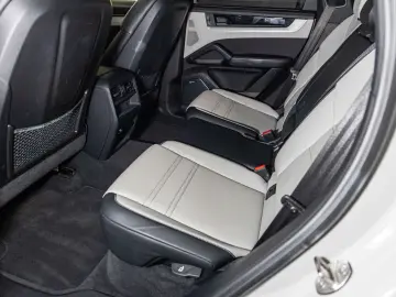 PORSCHE Cayenne Coupe Burmester InnoDrive HA-Lenkung