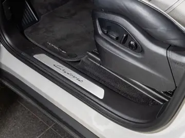 PORSCHE Cayenne Coupe Burmester InnoDrive HA-Lenkung