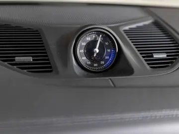 PORSCHE Cayenne Coupe Burmester InnoDrive HA-Lenkung