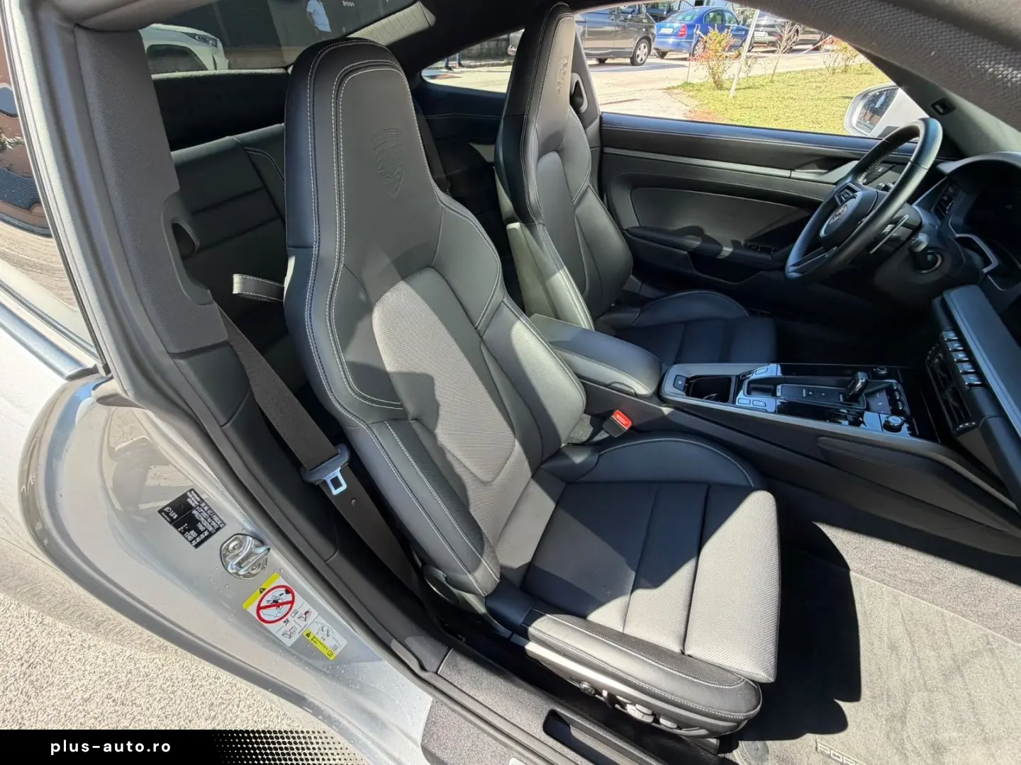 PORSCHE 911 în leasing operațional MOOV