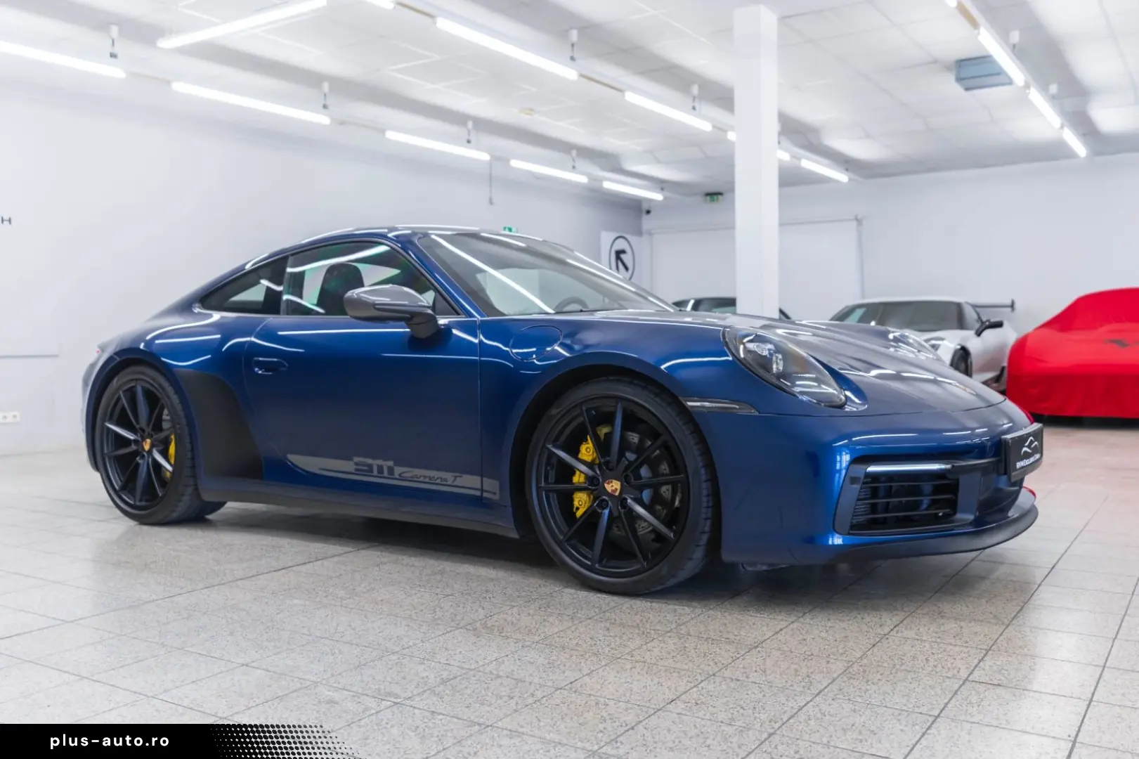 PORSCHE 911 în leasing operațional MOOV