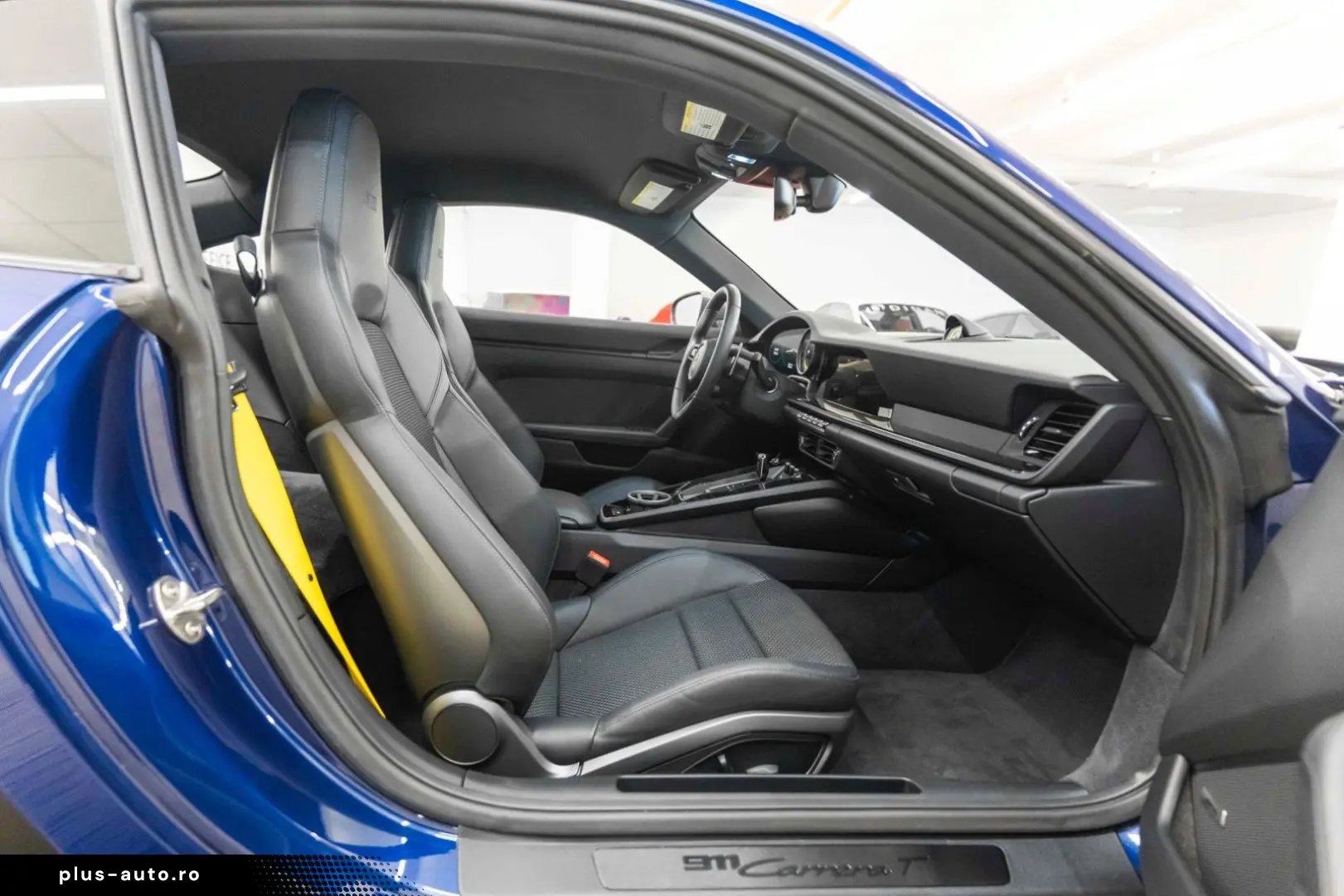 PORSCHE 911 în leasing operațional MOOV