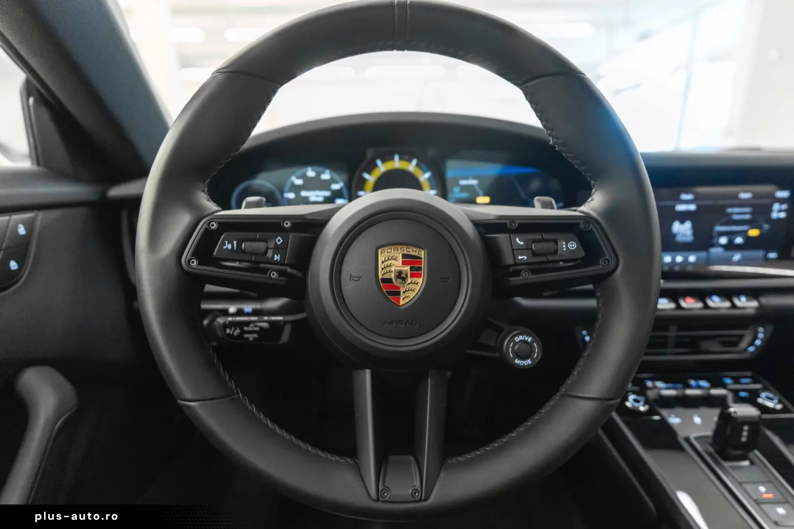 PORSCHE 911 în leasing operațional MOOV