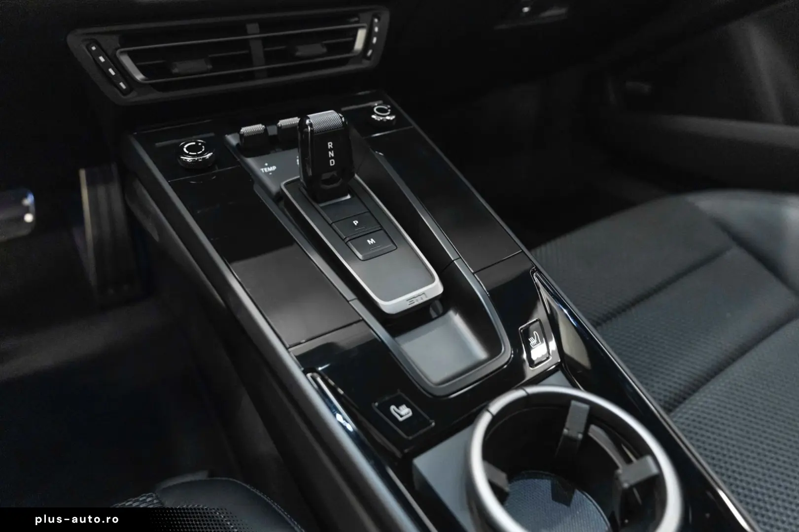 PORSCHE 911 în leasing operațional MOOV