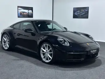 PORSCHE Carrera   Scheckheft   Approved 11 2026   Lift