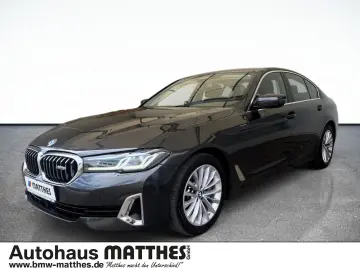 BMW 530 i Luxury Line LED RFK HUD PDC