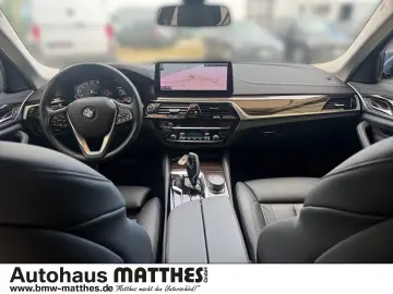 BMW 530 i Luxury Line LED RFK HUD PDC
