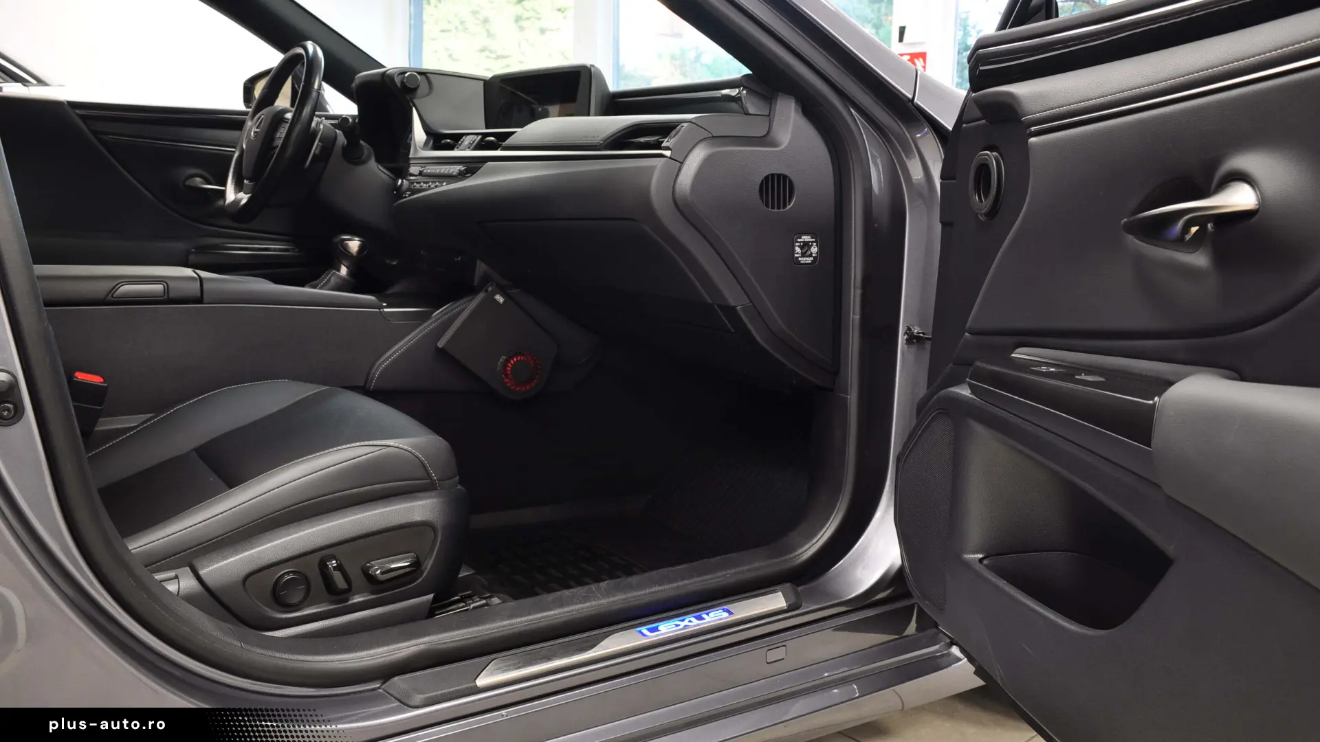 LEXUS EX 300h Executive TVA deductibil