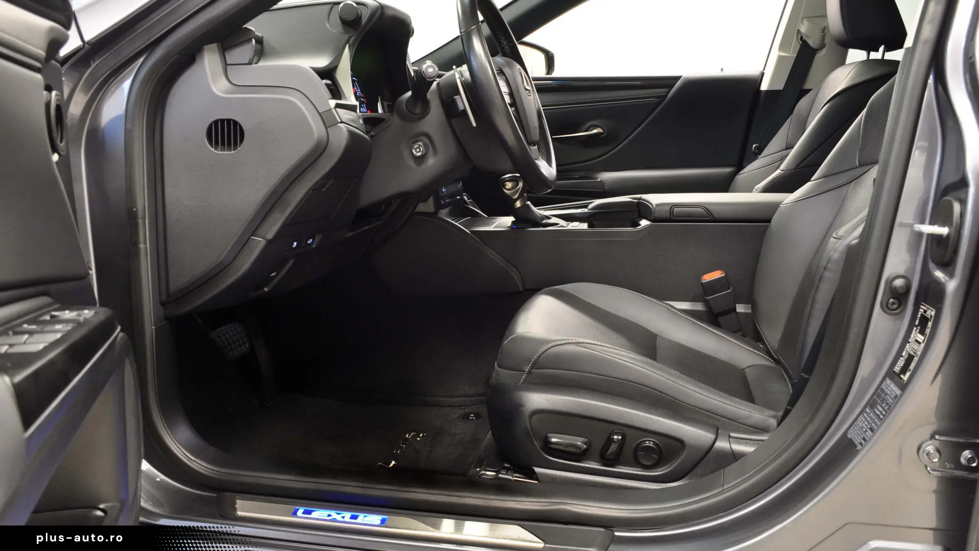 LEXUS EX 300h Executive TVA deductibil