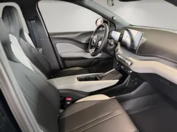 BYD Dolphin Surf Boost Klima PDC Hinten Carplay Rück