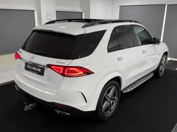 MERCEDES-BENZ GLE 400d AMG PANO DIST 360 AIR HUD