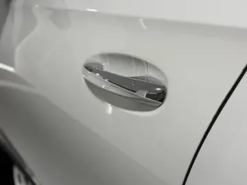 MERCEDES-BENZ GLE 400d AMG PANO DIST 360 AIR HUD