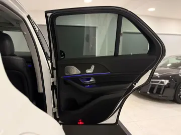 MERCEDES-BENZ GLE 400d AMG PANO DIST 360 AIR HUD