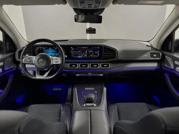 MERCEDES-BENZ GLE 400d AMG PANO DIST 360 AIR HUD