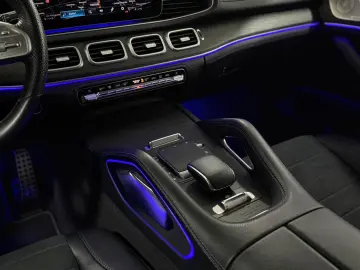 MERCEDES-BENZ GLE 400d AMG PANO DIST 360 AIR HUD