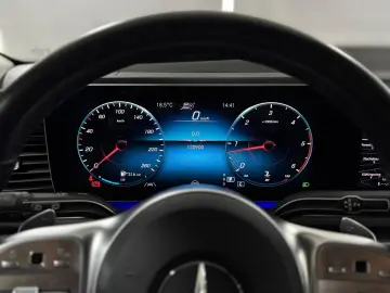 MERCEDES-BENZ GLE 400d AMG PANO DIST 360 AIR HUD