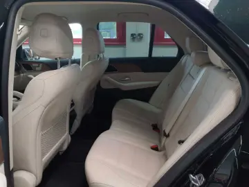 MERCEDES-BENZ GLE 400 d 4M 9G Exclusive AMG Line AHK