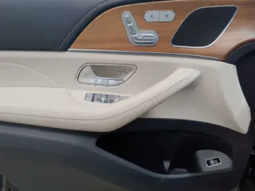 MERCEDES-BENZ GLE 400 d 4M 9G Exclusive AMG Line AHK