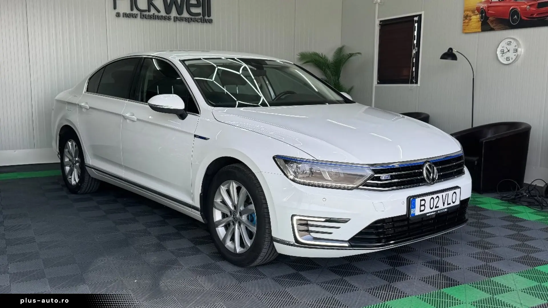 VOLKSWAGEN Passat 2018 — imagine 16