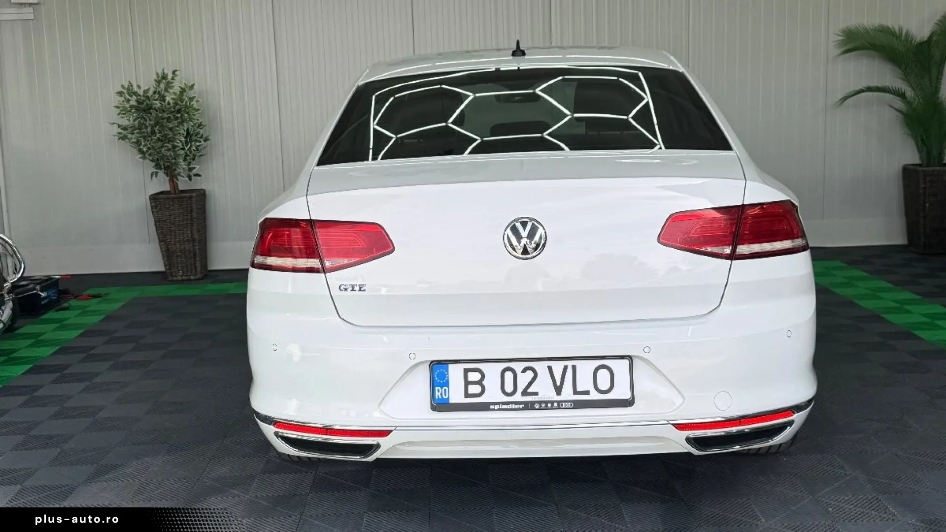VOLKSWAGEN Passat 2018 — imagine 18