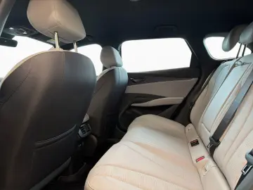 BYD SEAL 6 DM-i Touring Boost   LED   Navi Klima