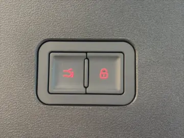 BYD SEAL 6 DM-i Touring Boost   LED   Navi Klima