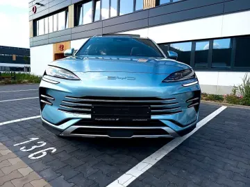 BYD Seal U DM-i erst 8tkm Leder Beige Pano HUD ACC