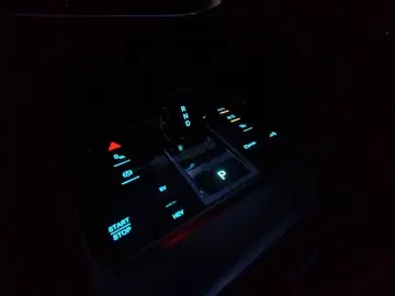 BYD Seal U DM-i erst 8tkm Leder Beige Pano HUD ACC