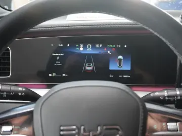 BYD SEALION 7 DESIGN AWD 82 5KWH NAVI LED 360  SPORT