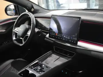 BYD SEALION 7 DESIGN AWD 82 5KWH NAVI LED 360  SPORT