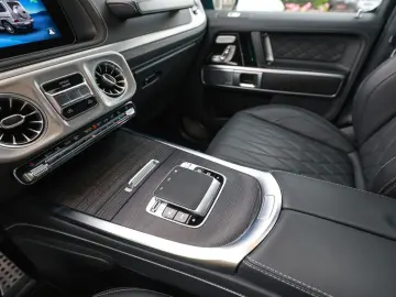 MERCEDES-BENZ G 63 AMG Superior Manufaktur NIGHT