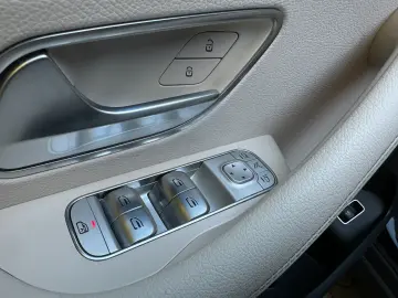 MERCEDES-BENZ GLE300d 360  Kamera AHK Memory Burmest…