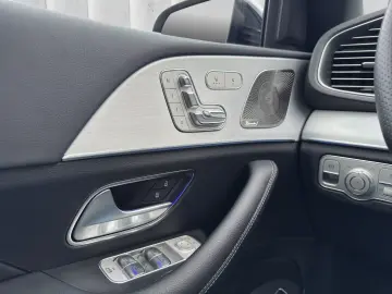 MERCEDES-BENZ GLE 350 de AMG Panorama AHK 360 Keyles…