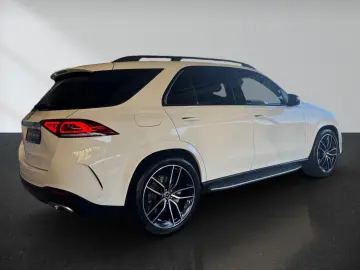MERCEDES-BENZ GLE 580 4M AMG Night AHK Pano Sound HUD Airmat