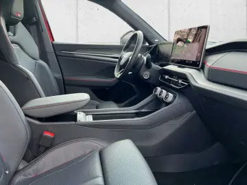 SKODA Kodiaq 2.0 TSI RS 4x4 MATRIX-LED AHK 360  PANO