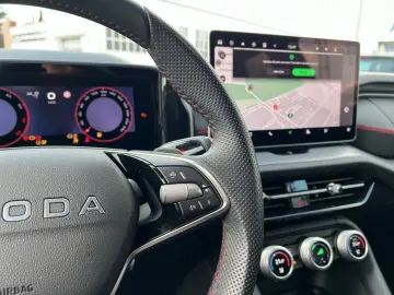SKODA Kodiaq 2.0 TSI RS 4x4 MATRIX-LED AHK 360  PANO