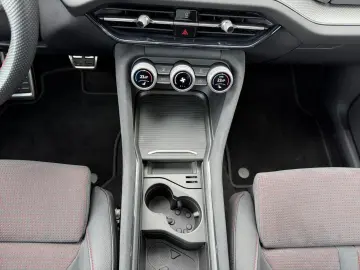 SKODA Kodiaq RS 4x4 Pano AHK Standh. Kamera LED Navi