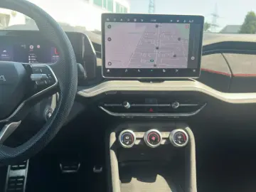 SKODA Kodiaq 2.0 TSI RS 4x4 MATRIX-LED AHK 360  PANO