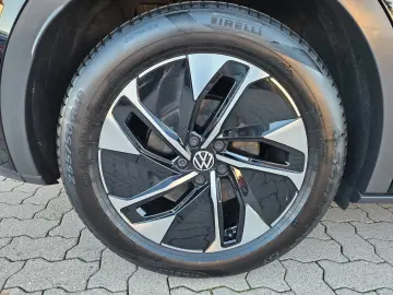 VW ID.5 Pro Performance  PANO MATRIX CAM ACC AHK