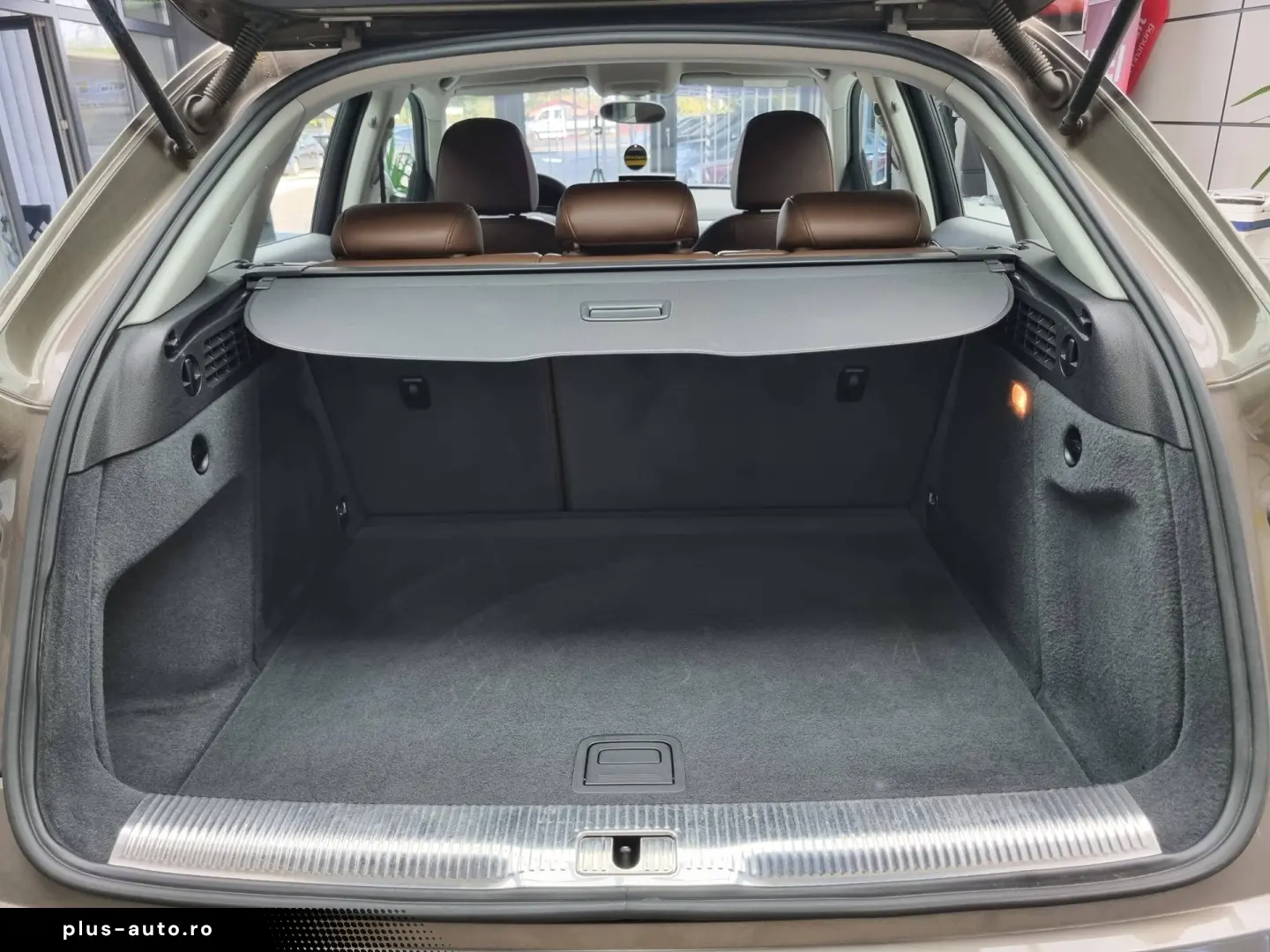 Audi Q3 2.0 TDI  140cp  Euro 6