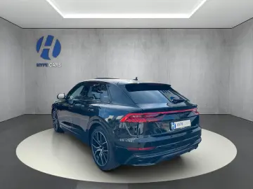 Audi Q8 50TDI S Line Matrix