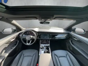 Audi Q8 50TDI S Line Matrix