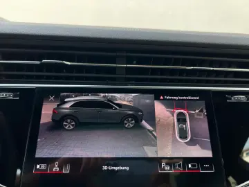 Audi Q8 50TDI S Line Matrix