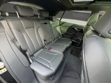 Audi Q8 50TDI S Line Matrix