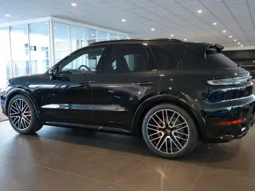 Porsche Cayenne GTS - SportDesign - Panoramic