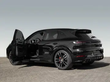 Porsche Cayenne S - Panoramic